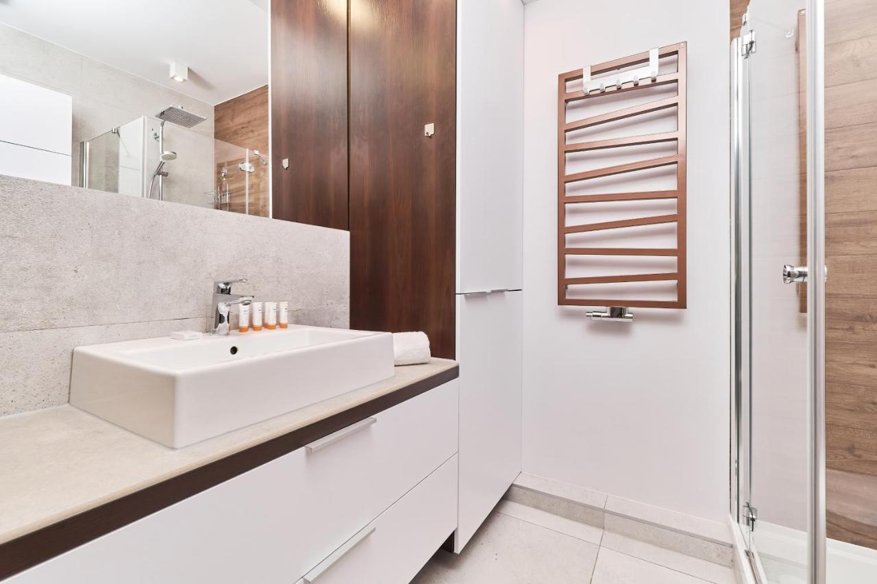 Nowa Teczowa Apartments Promenada Staromiejska By Noclegi Renters Wrocław Extérieur photo